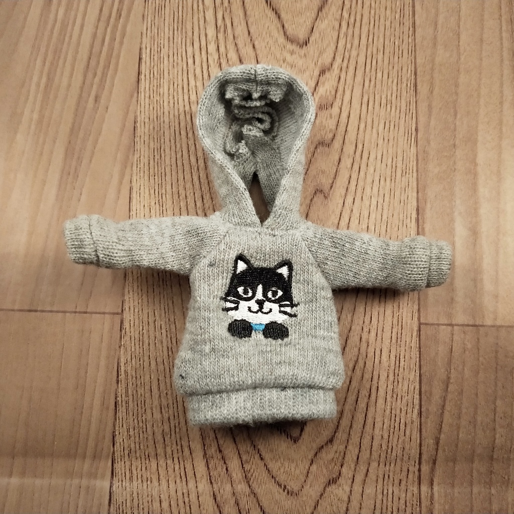 *オビツ11 フード付きネコ柄トレーナー ドール服 ねんどろいどどーる*
