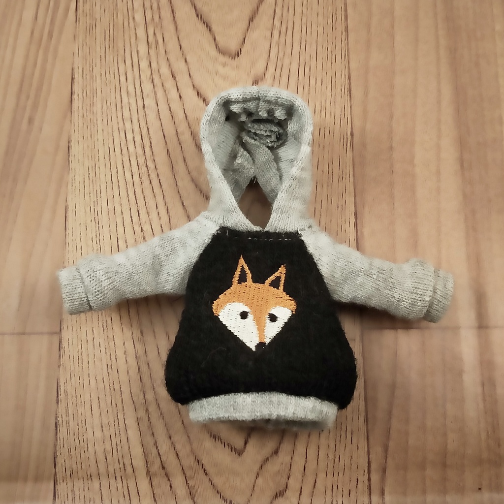 ＊オビツ11 フード付きキツネ柄トレーナー ドール服 ねんどろいどどーる＊