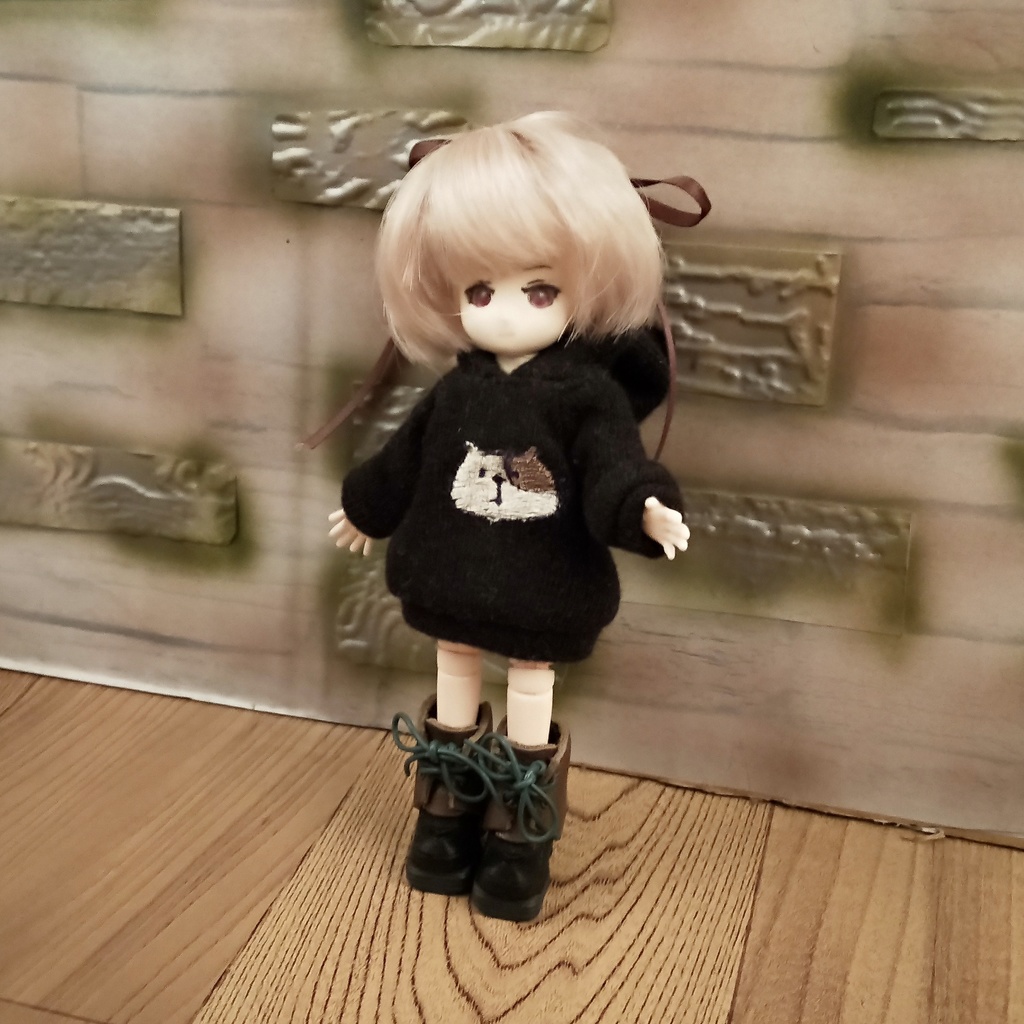*オビツ11 フード付きぶちネコ柄トレーナー ドール服 ねんどろいどどーる*