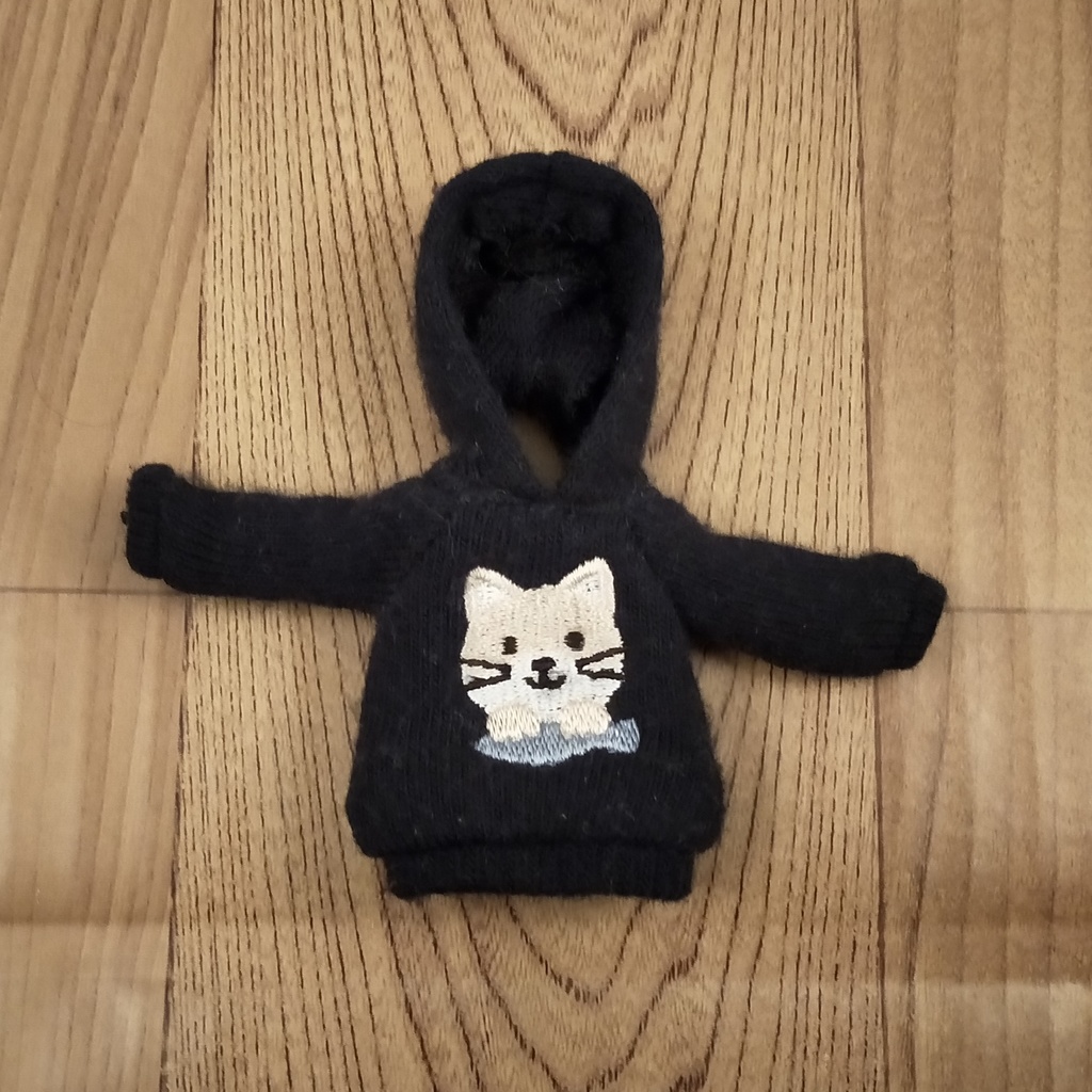 *オビツ11 フード付きネコ柄(さかな)トレーナー ドール服 ねんどろいどどーる*