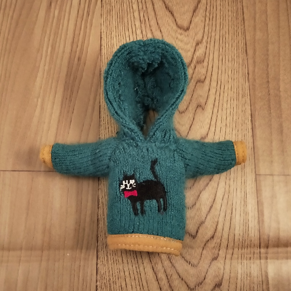 *オビツ11 フード付き黒ネコ柄トレーナー ドール服 ねんどろいどどーる*