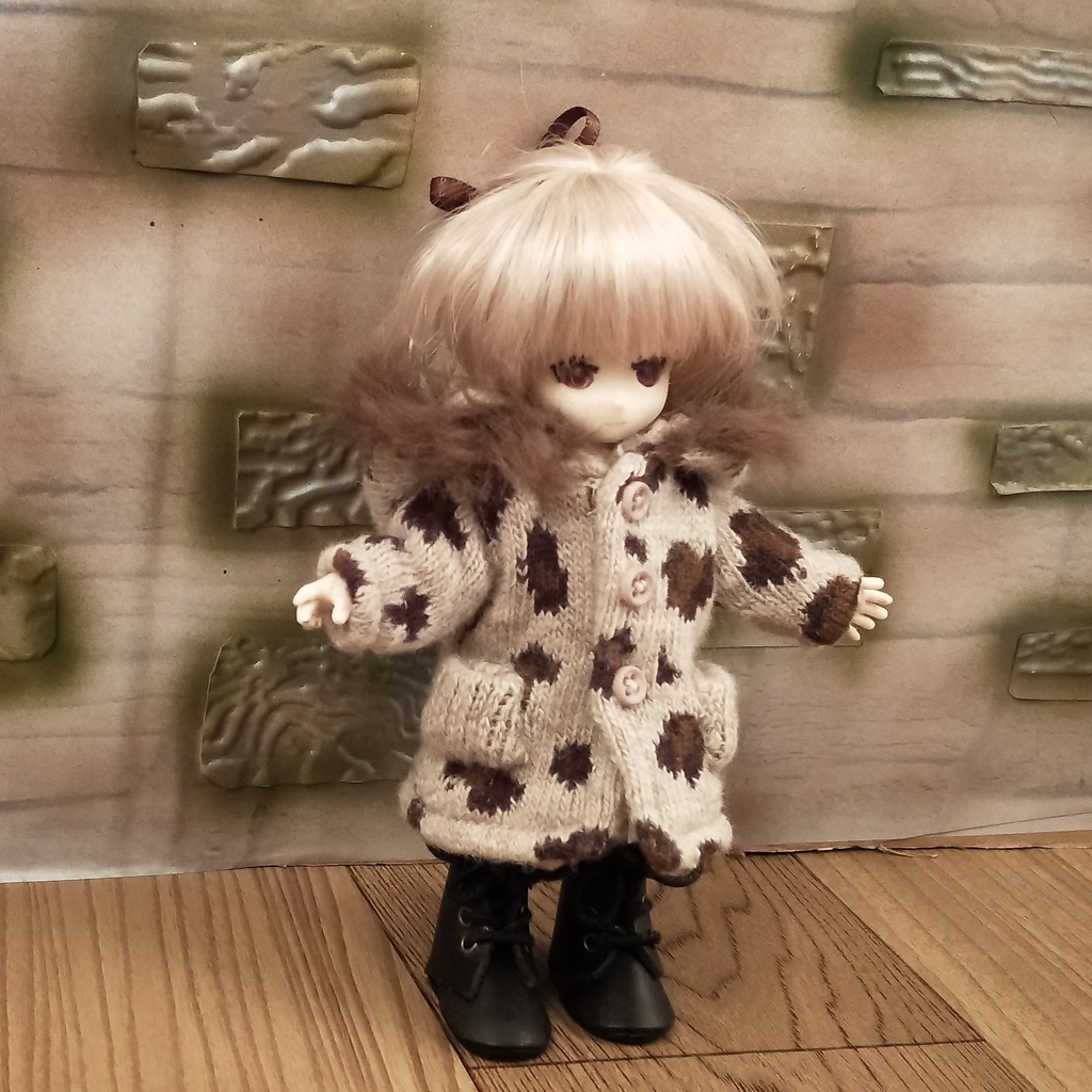 *オビツ11 ファー付きコート(ヒョウ柄) ドール服 ねんどろいどどーる*