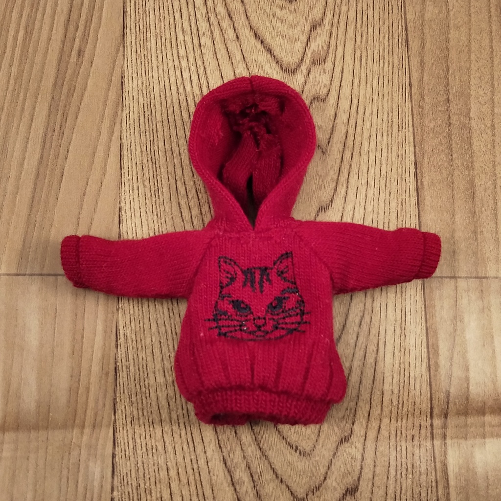 *オビツ11 フード付き線描き猫トレーナー 赤 ドール服 ねんどろいどどーる*