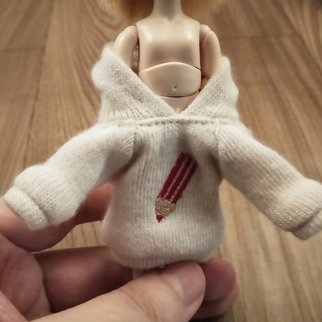 ＊着せ方 フード付きトレーナー ドール服 ねんどろいどどーる＊