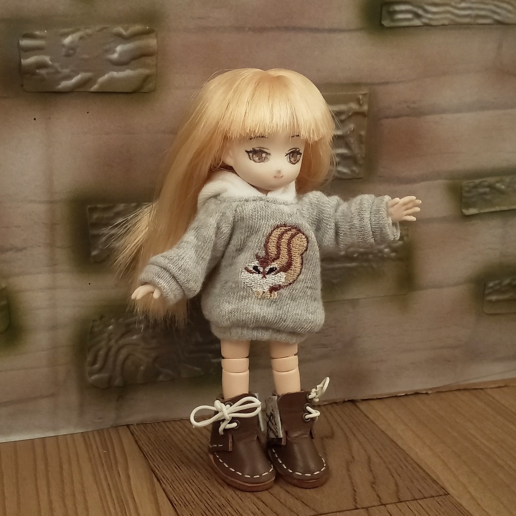 *オビツ11 フード付きリス柄トレーナー ドール服 ねんどろいどどーる*