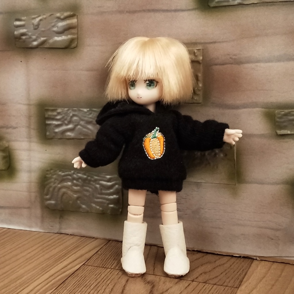 *オビツ11 フード付きパプリカ柄トレーナー ドール服 ねんどろいどどーる*