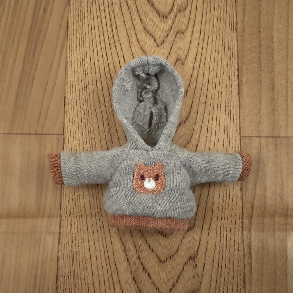 *オビツ11 フード付きクマ柄トレーナー グレー ドール服 ねんどろいどどーる*