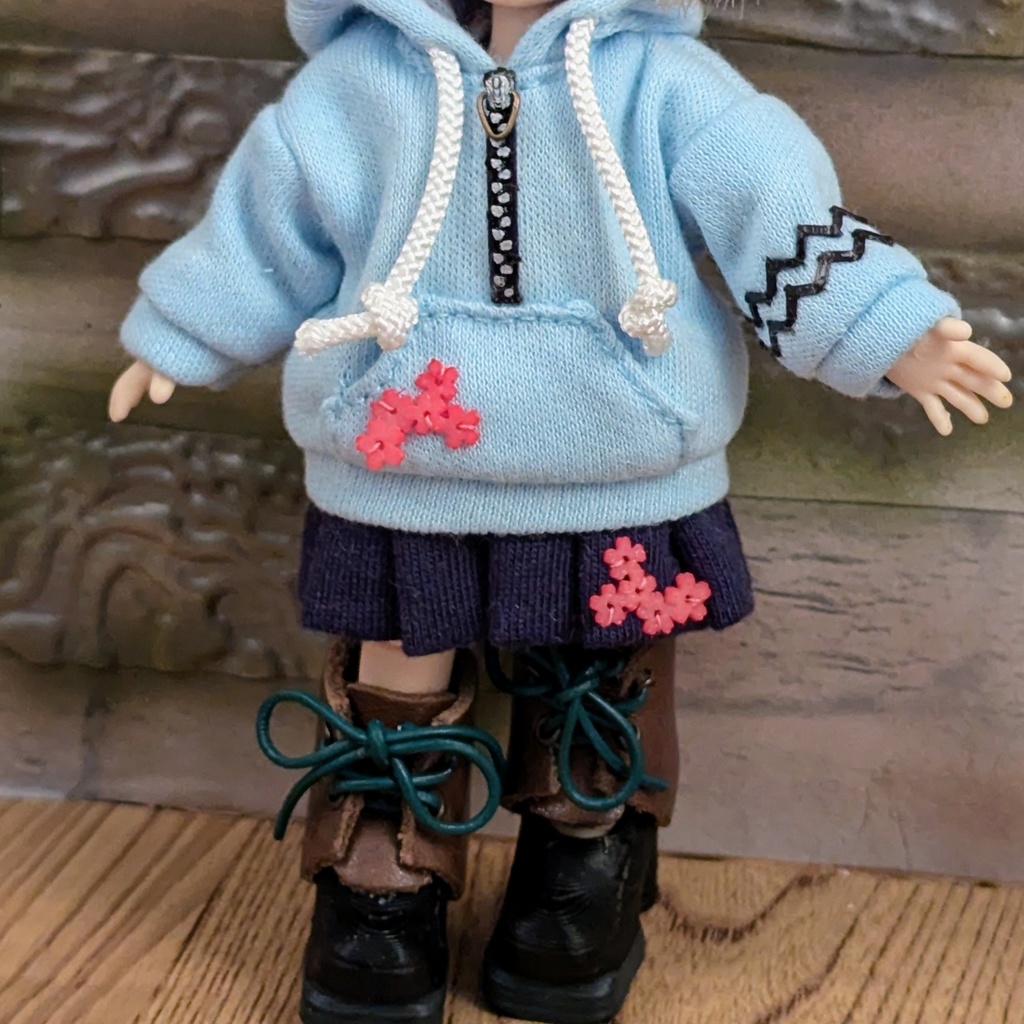 *オビツ11 フード付きニットプリーツワンピース ブルー ドール服 ねんどろいどどーる*