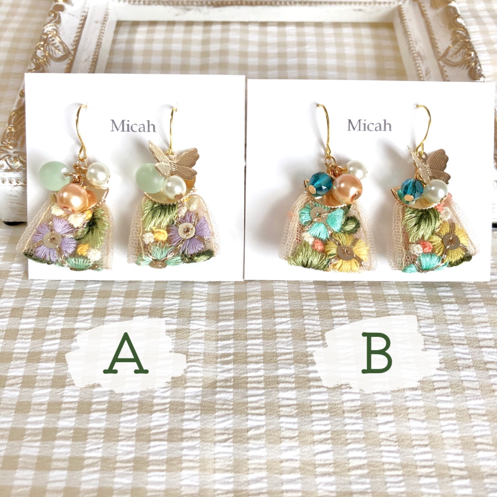 蝶とお花の刺繍リボンピアス