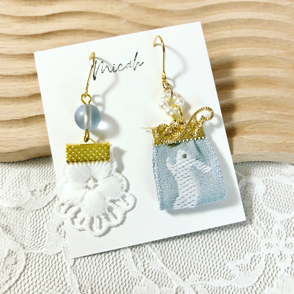 【Ra*bits】ピアス&キーホルダー