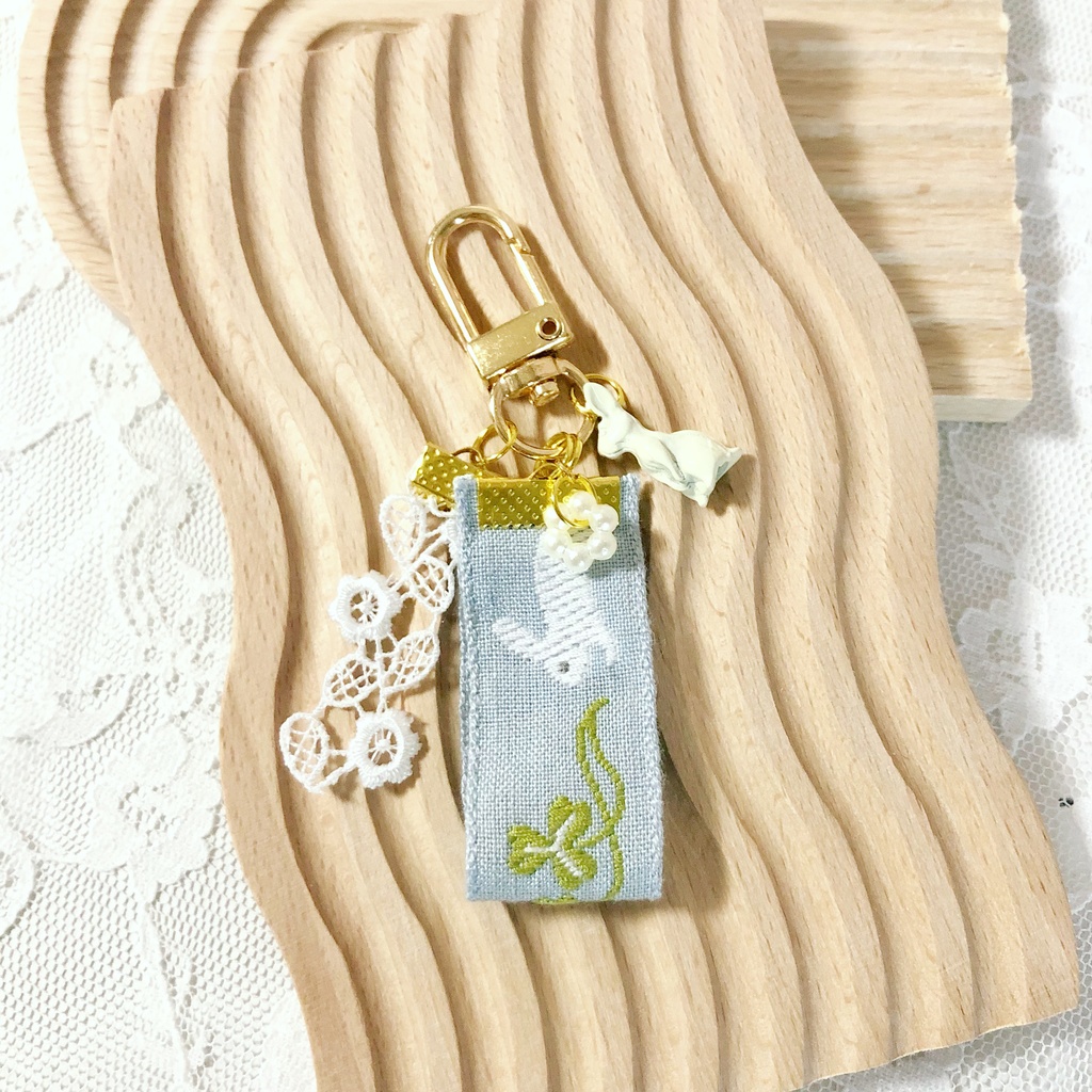 【Ra*bits】ピアス&キーホルダー