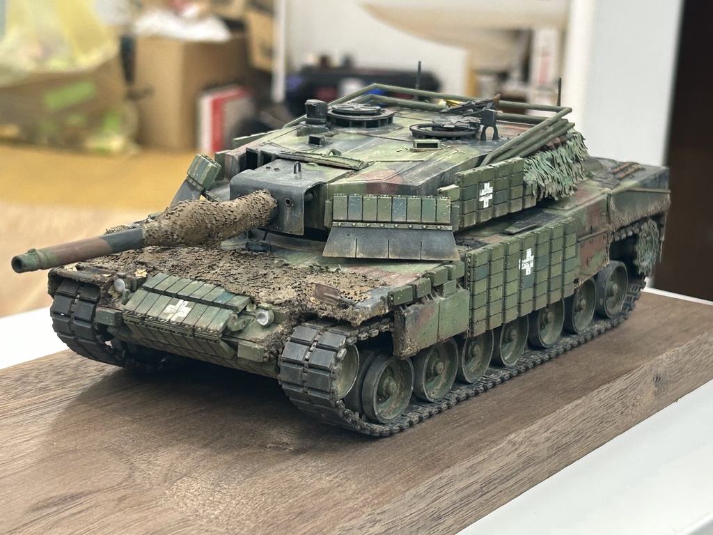 1/35 ウクライナ陸軍 LEOPARD2 A4V 改造キット
