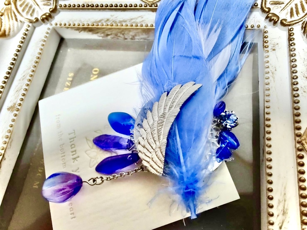 キラ概念ブローチ