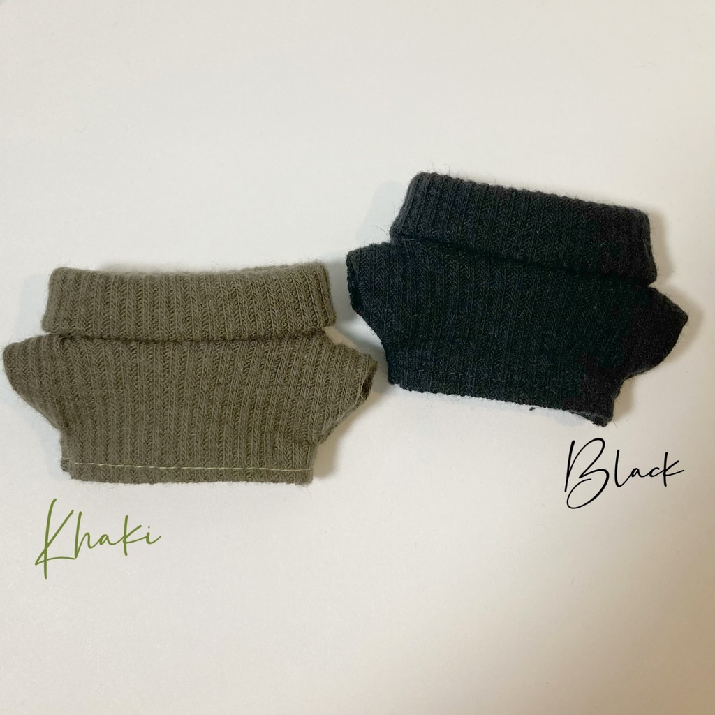 ハイネックリブニット