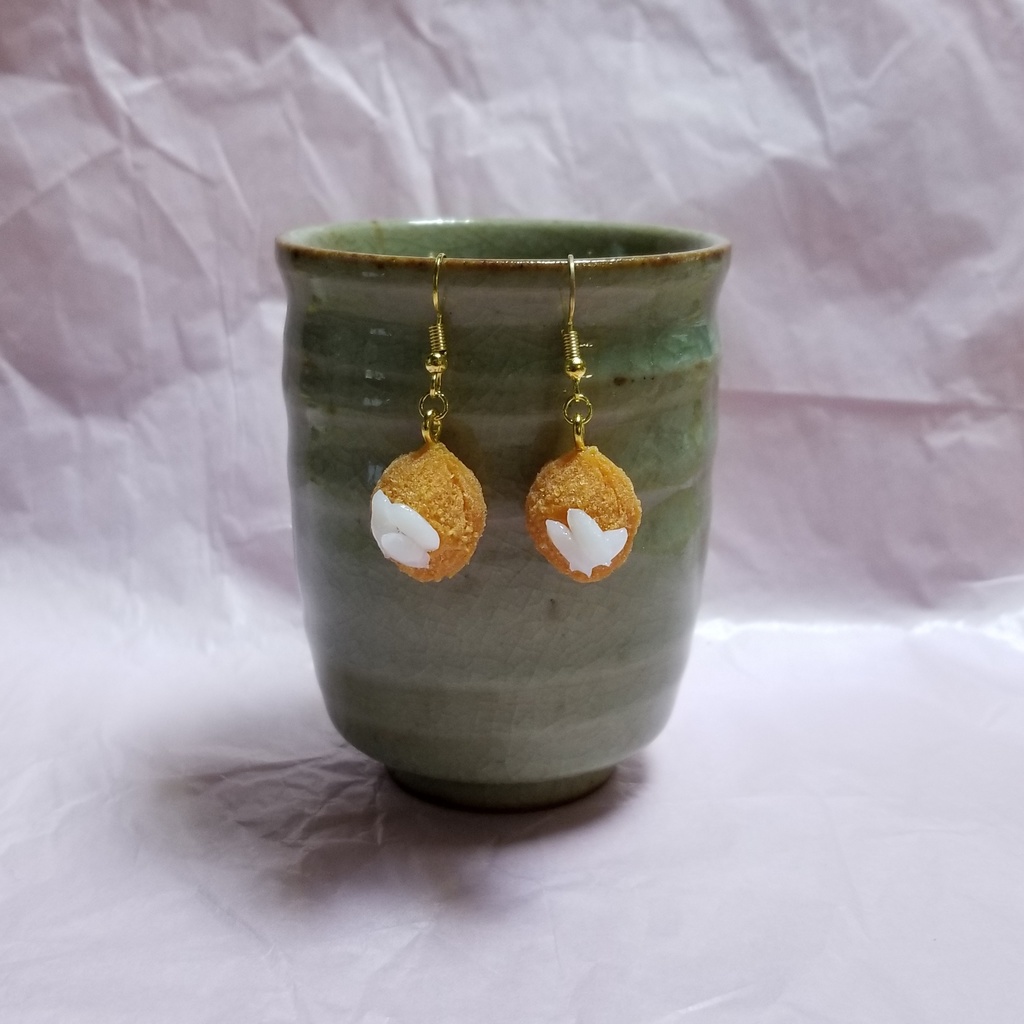 梅干しのタネピアス(はちみつ漬)　1ペア