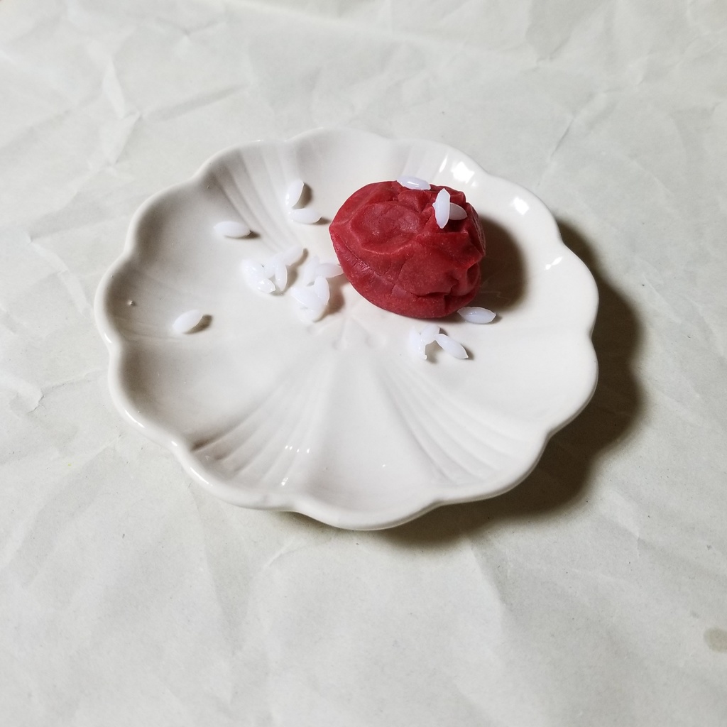 梅干しのアクセサリートレイ　しそ漬
