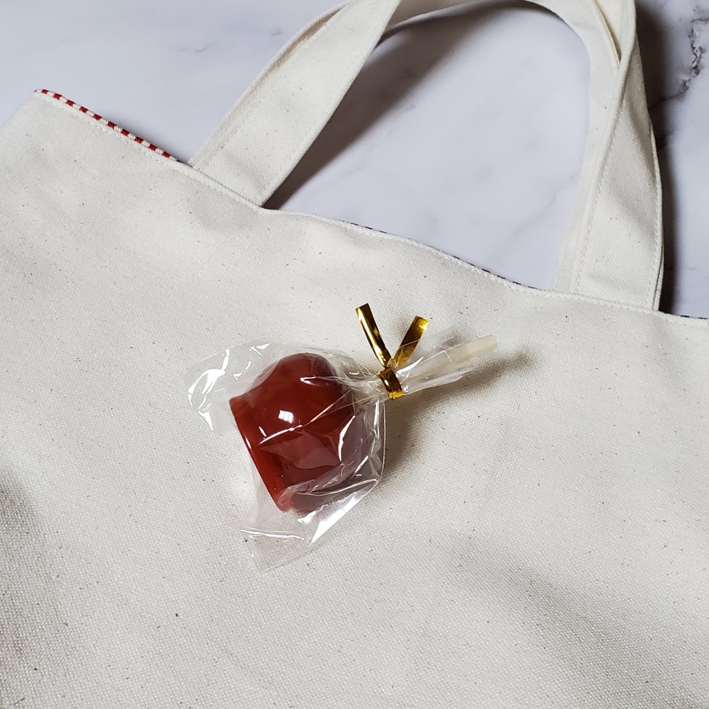 りんご飴のピンバッジ(大)