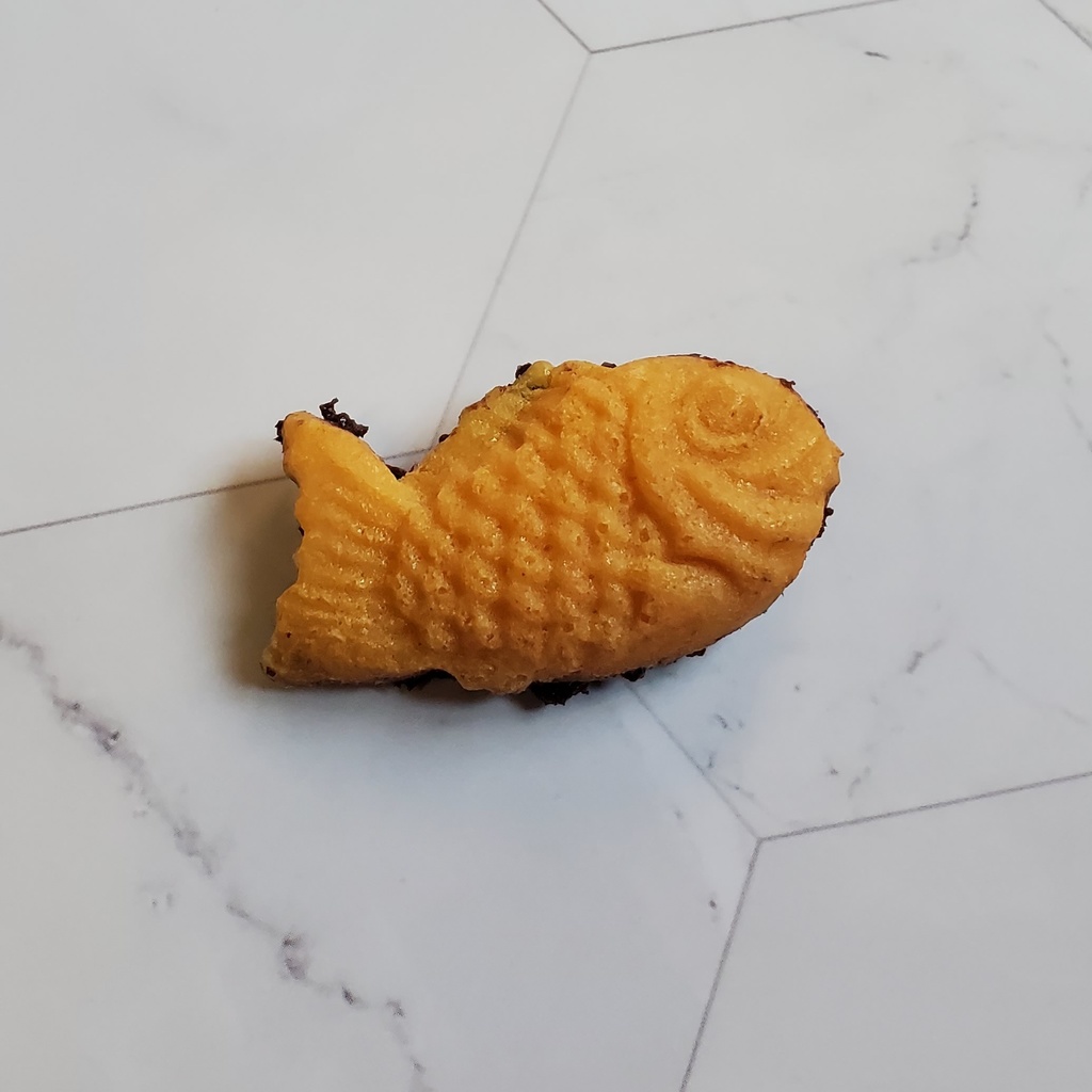 たい焼き　ブローチ