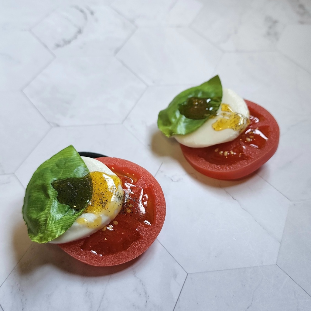 カプレーゼのヘアゴム