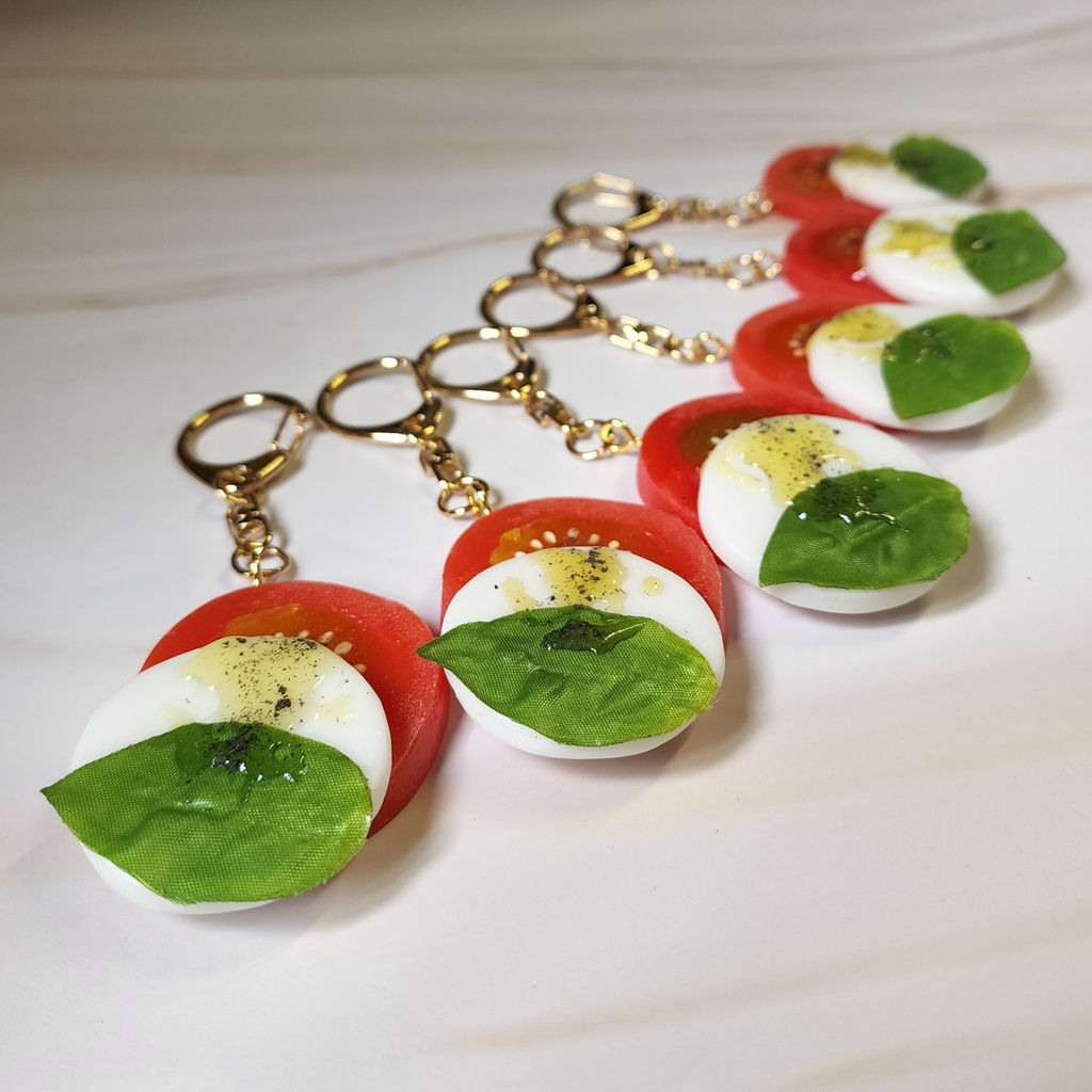 カプレーゼのキーホルダー