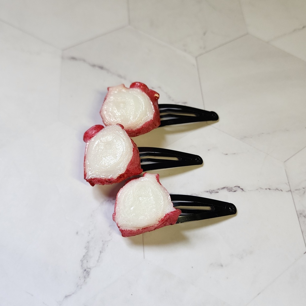 たこぶつのパッチン留め