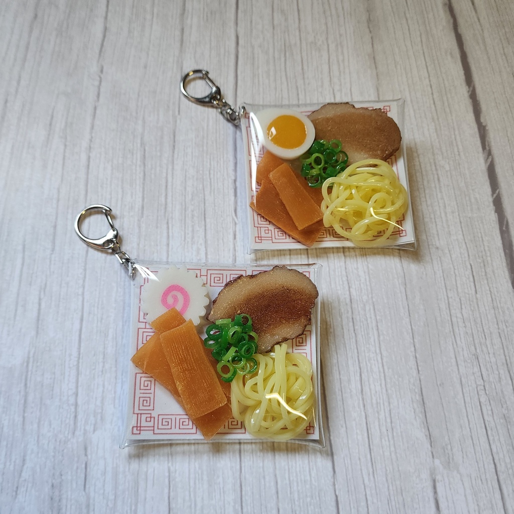 ラーメンの具材ポーチキーホルダー