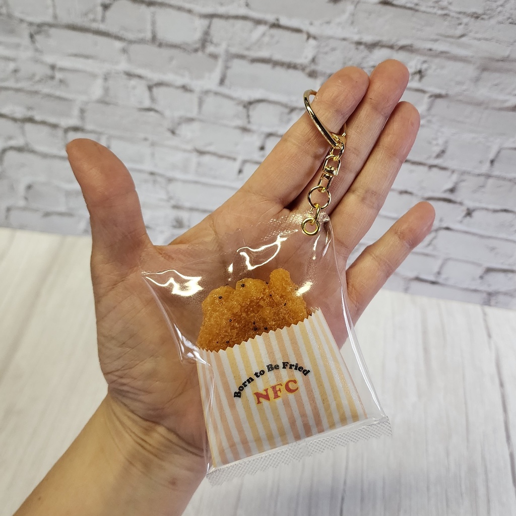フライドチキンのキーホルダー