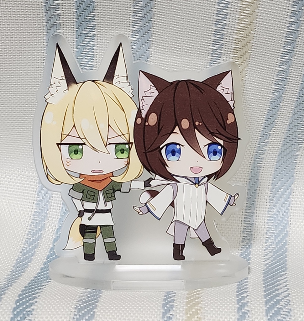 テセとニニのアクスタ