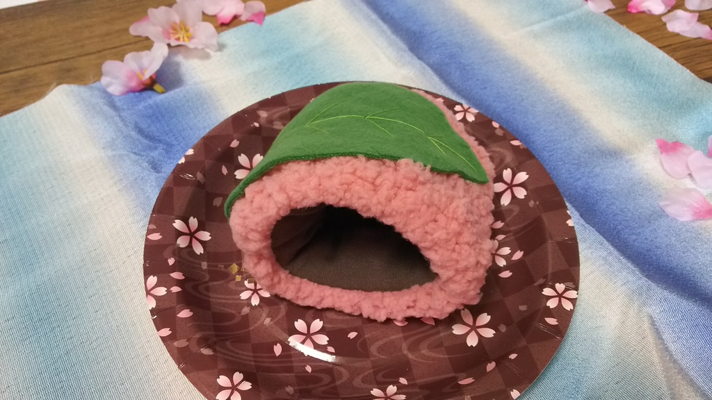 4月4日22時~販売【小豆餡+明るめ緑の葉】さくらもち服