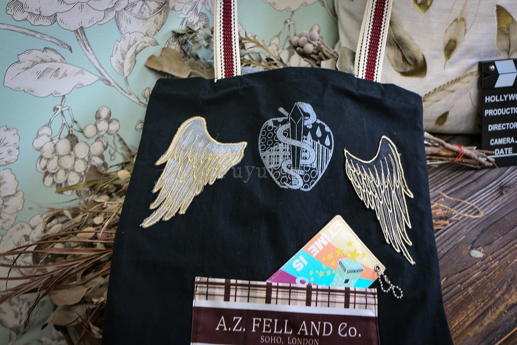 悪魔のお洋服バッグ