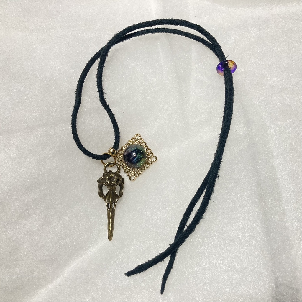 【ハンドメイド】カラスバイメージ アクセサリーボトル