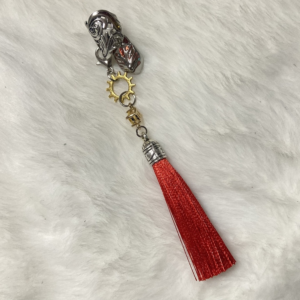 【ハンドメイド•レジン】呪い狐の面 耳飾り