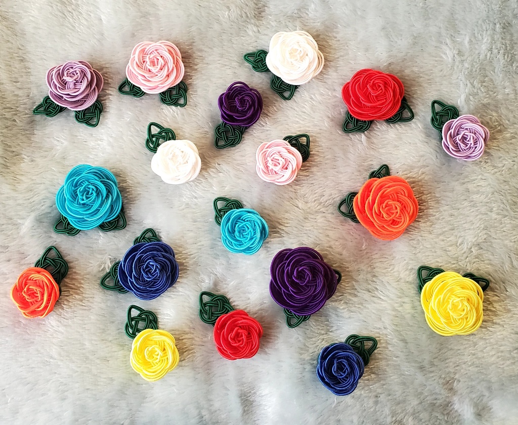 【水引】薔薇のぬい飾り