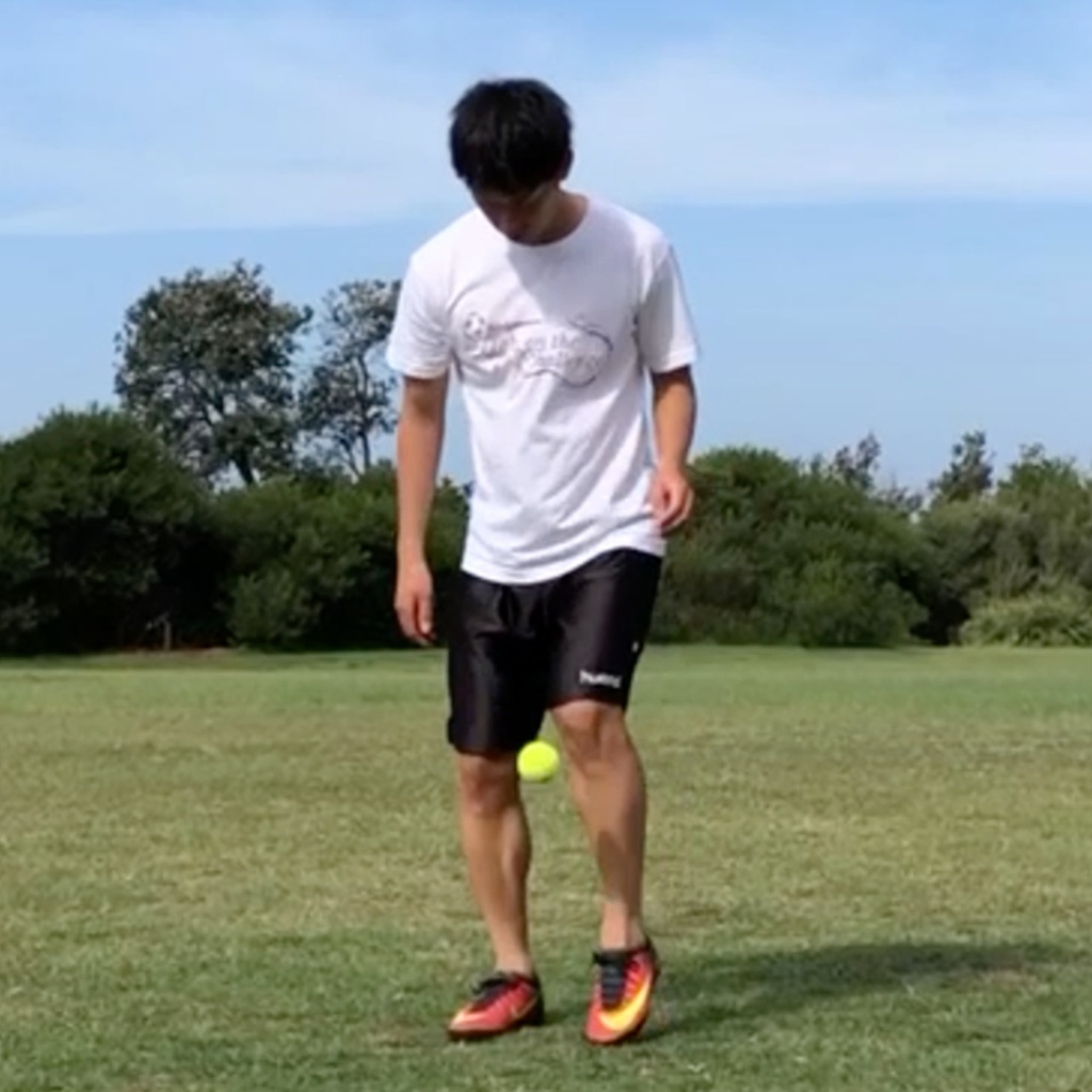 Take on the Challenge ホワイト×ブラック