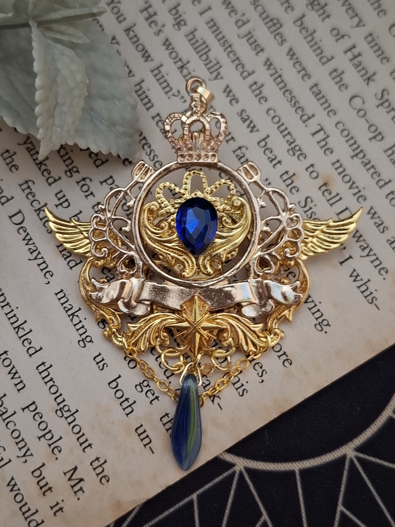 再販・Stolz(紋章と翼のブローチ)