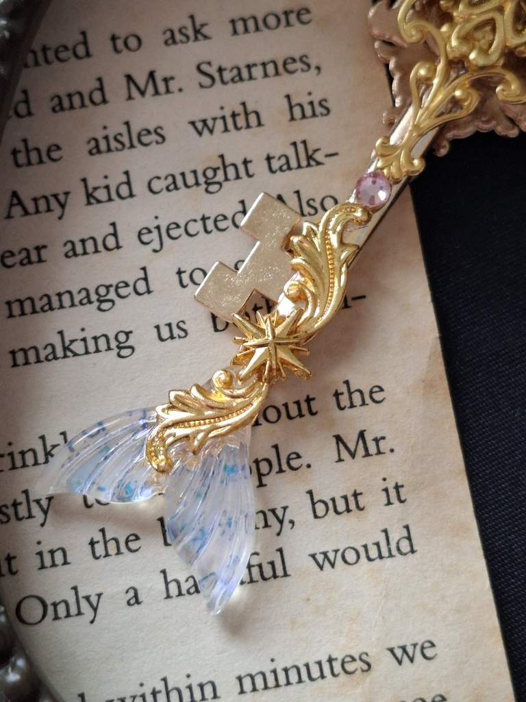 人魚の秘宝を封じた鍵(人魚のリボン鍵モチーフネックレス)