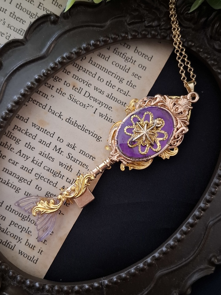 人魚の秘宝を封じた鍵(人魚のリボン鍵モチーフネックレス)