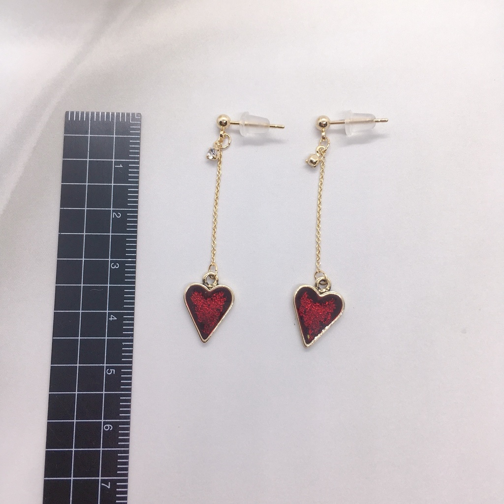 ハーツラビュル寮イメージ トランプハートのチェーンピアス/イヤリング