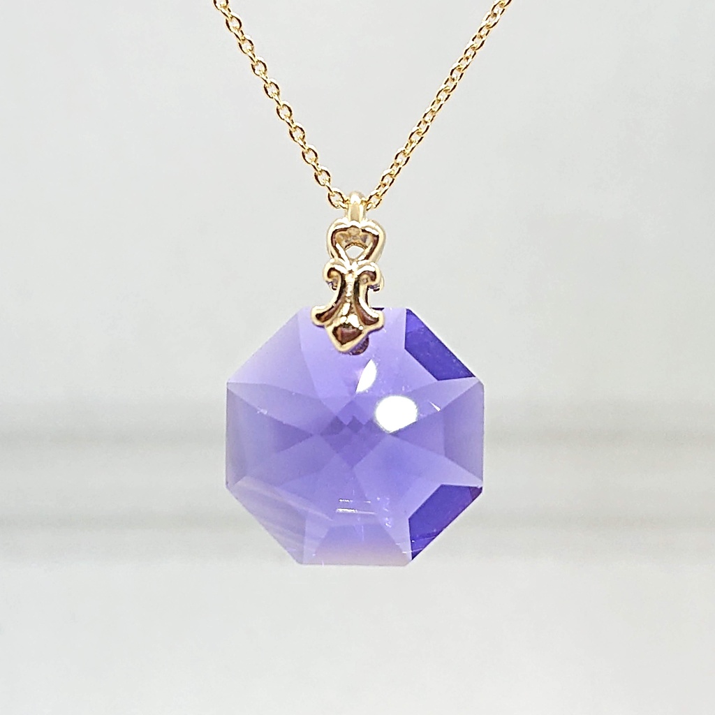 魔法石カラーのスワロフスキーネックレス