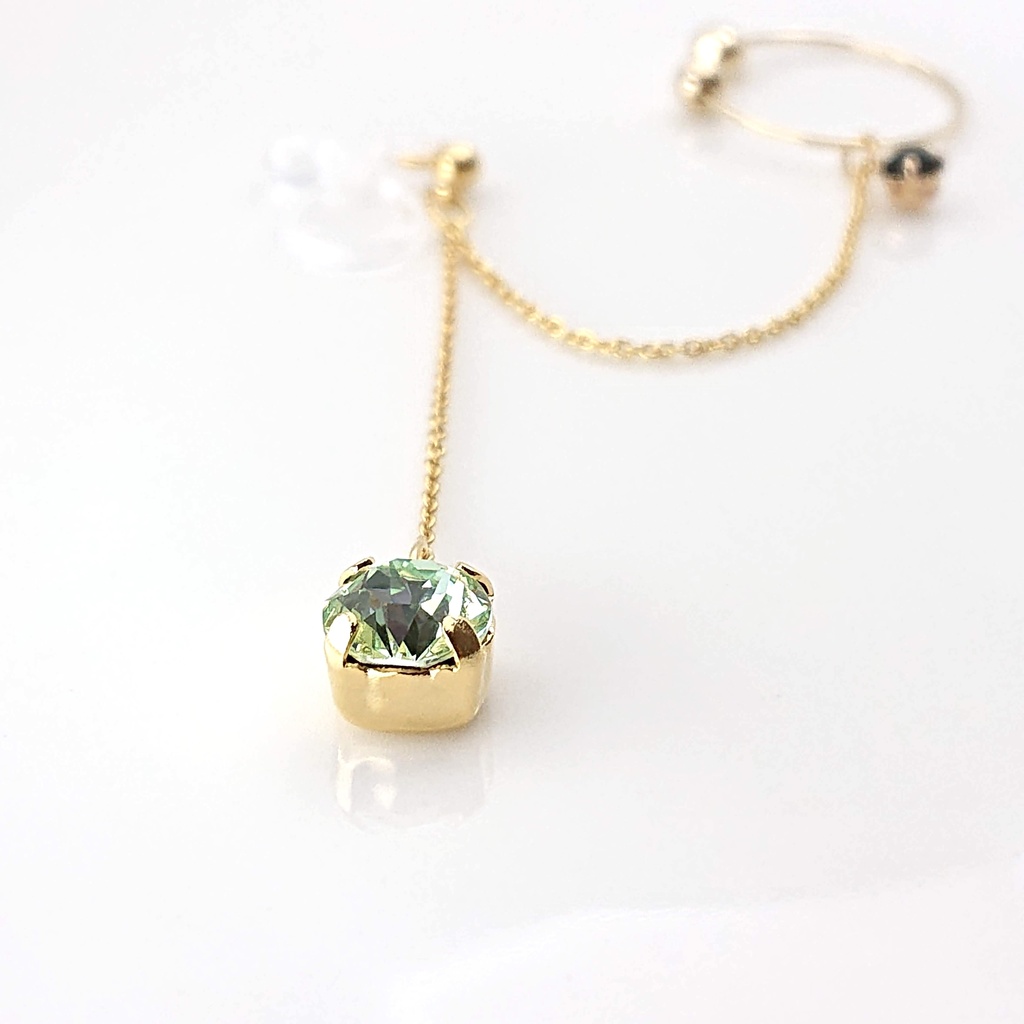 マレウス・セベク・リリア・シルバー イメージ ストーン イヤーカフイヤリング/ピアス