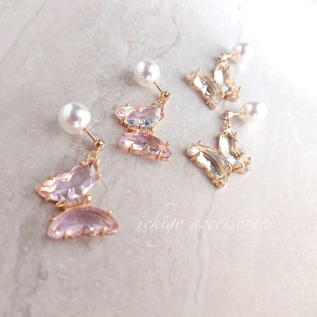 パールバタフライピアス