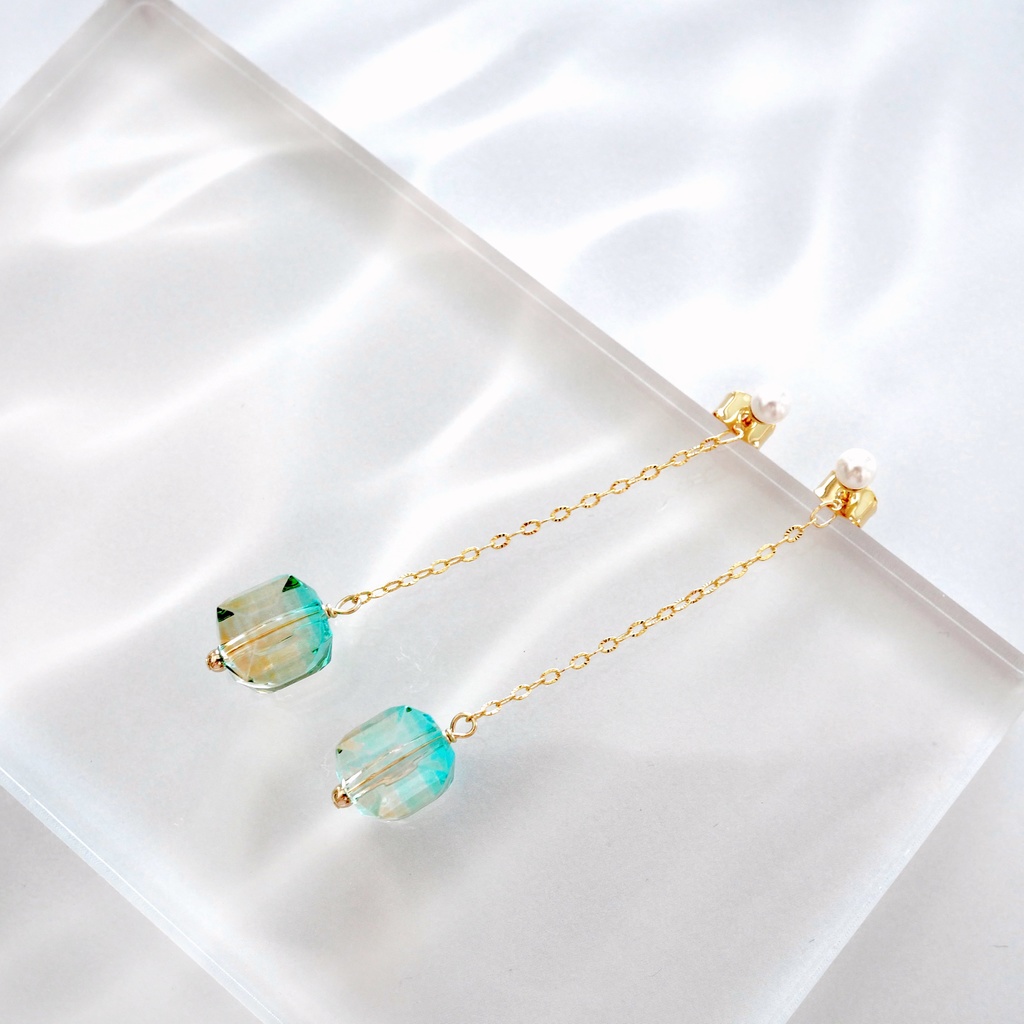 リーチ兄弟イメージ グラデーションビーズのピアス