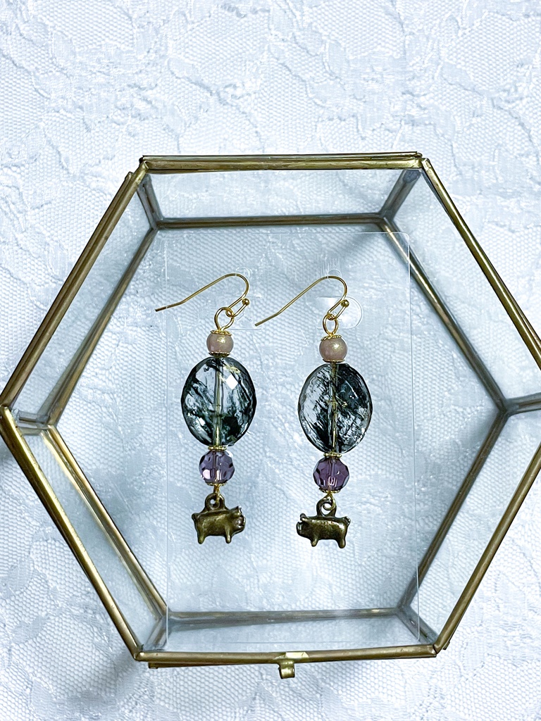 四十物十四イメージピアス