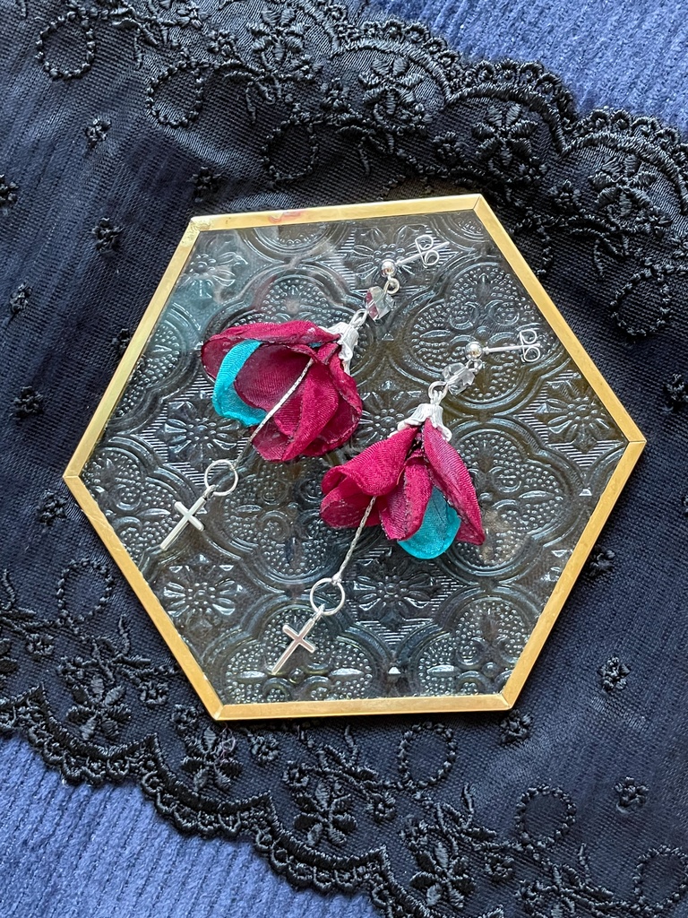 観音坂独歩　イメージピアス