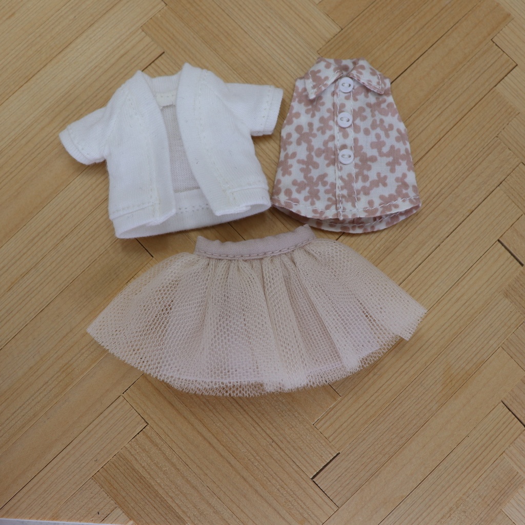 色々コーナー チュールスカート