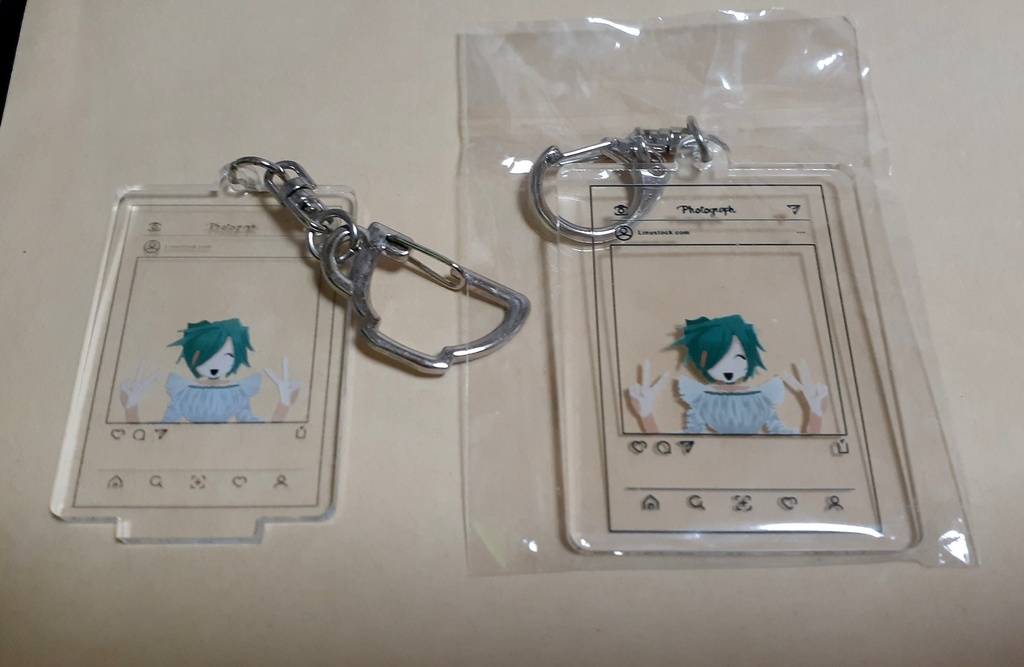 【OC】フォト風アクキー&キーホルダースタンド
