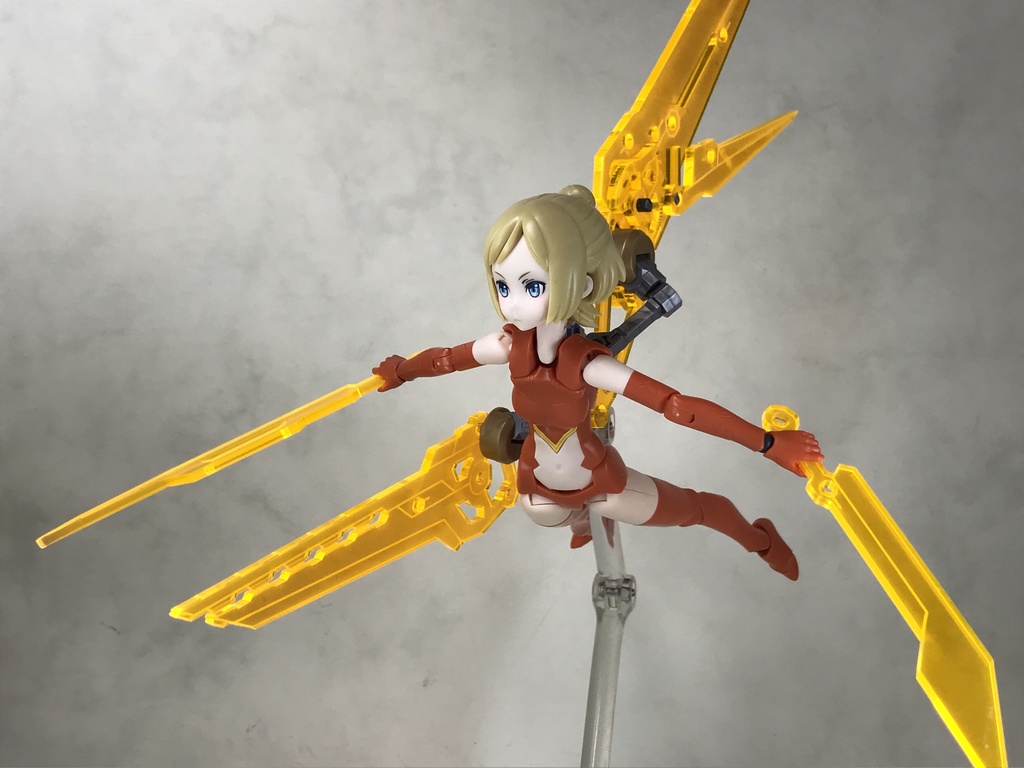 高機動型武装ユニット「ストラトエッジ」