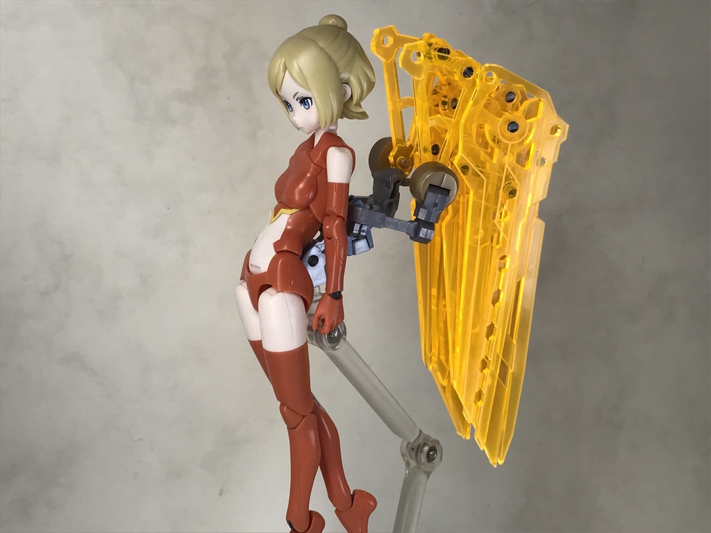 高機動型武装ユニット「ストラトエッジ」