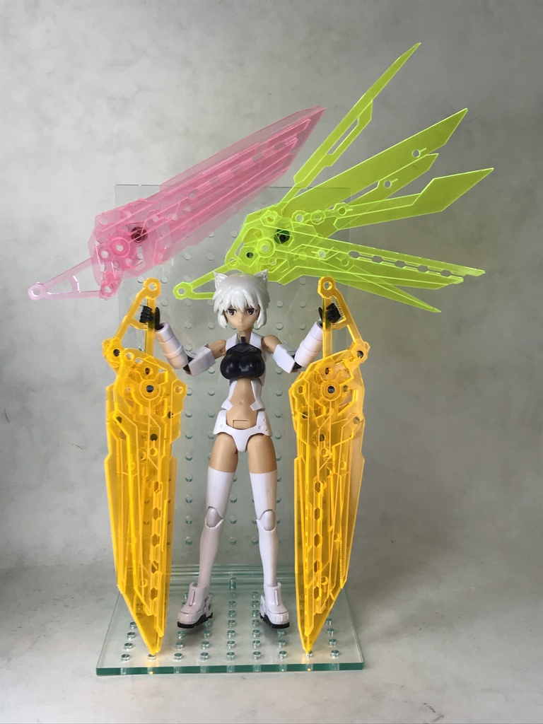 高機動型武装ユニット「ストラトエッジ」