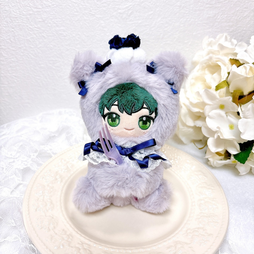 ケーキのくまちゃん着ぐるみ